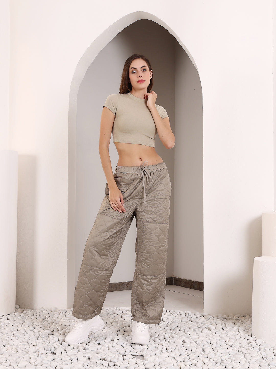 beige cropped t-shirt