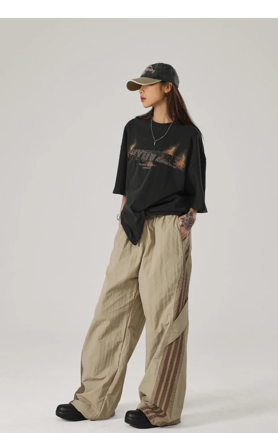 City Nylon Pants Khaki