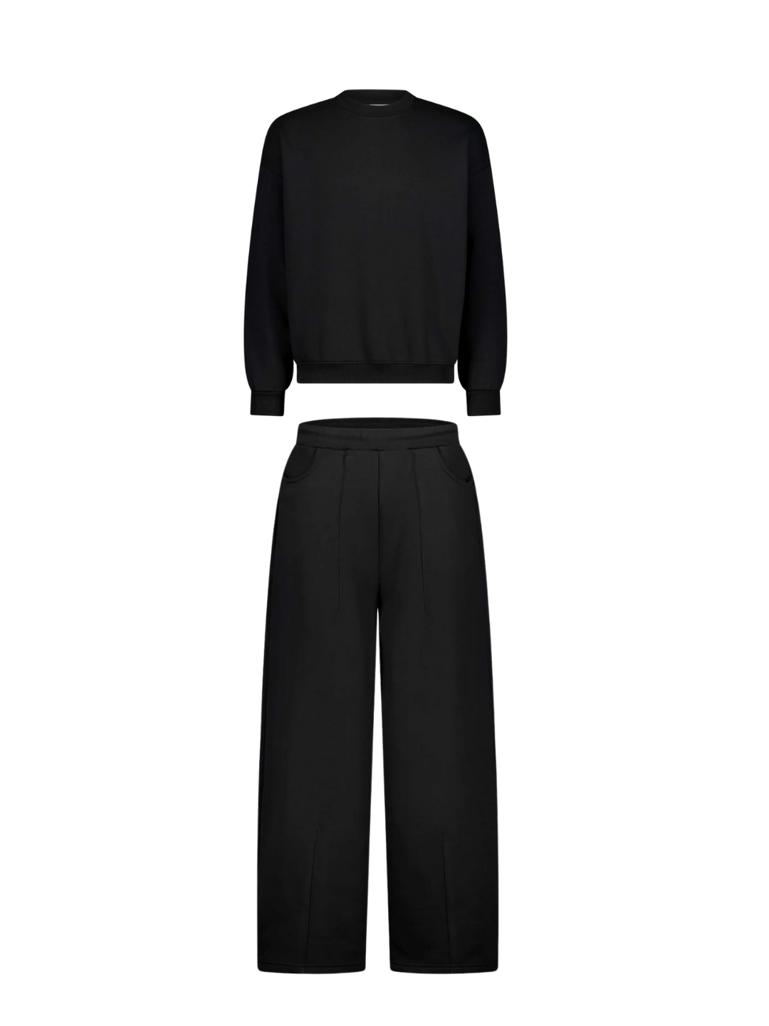 Matching Set in Black of a Sweatshirt and Sweat Pants 