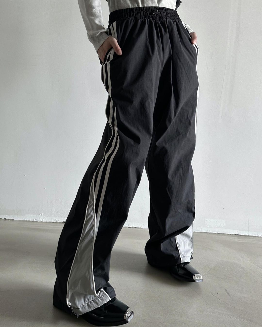 Parachute track pants mens sale