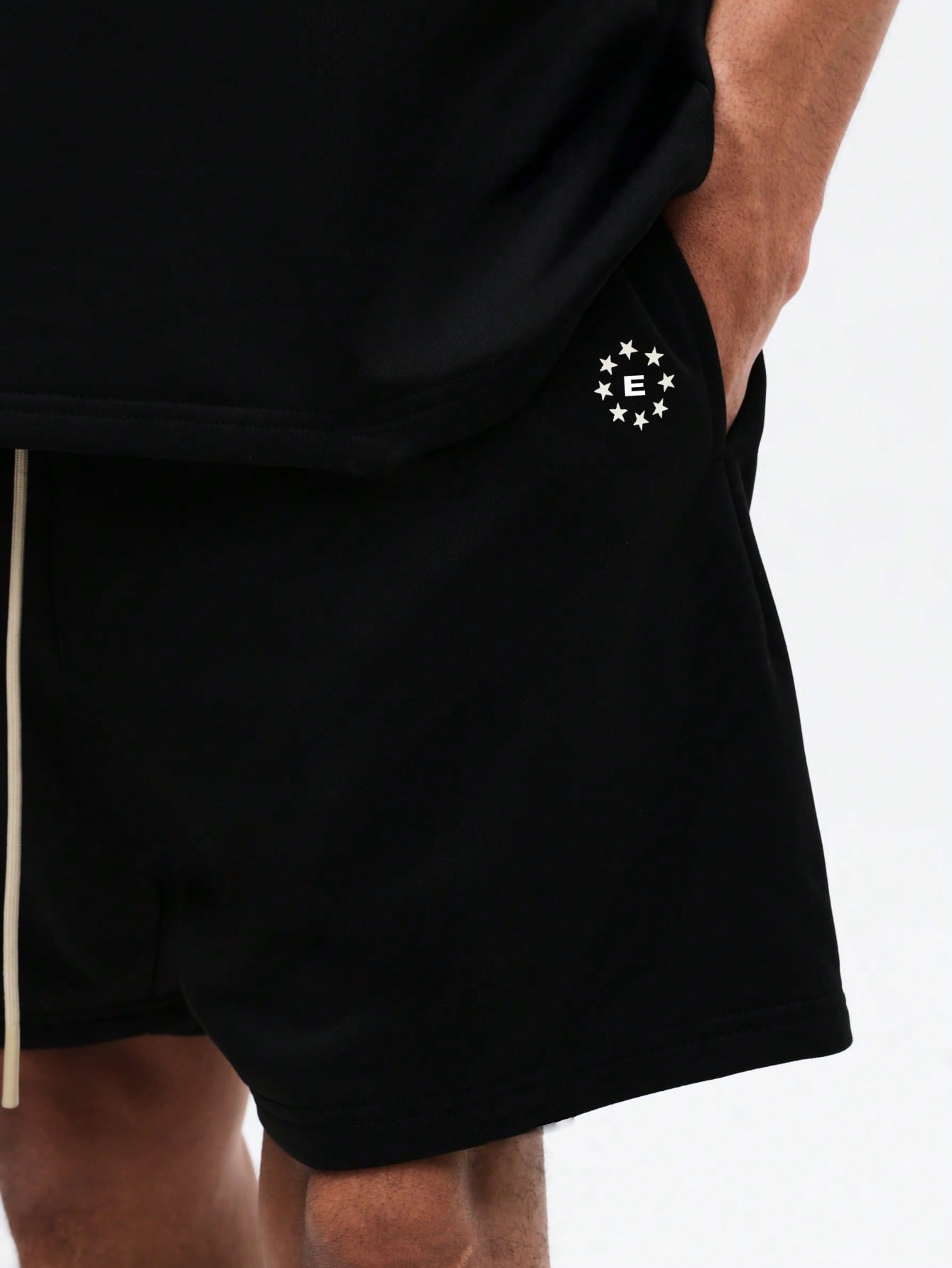 The Nitro T-Shirt and Shorts Set is designed in black for effortless style, comfort, and everyday versatility. Crafted from soft, breathable fabric, it features a relaxed-fit oversized tee paired with coordinating shorts.