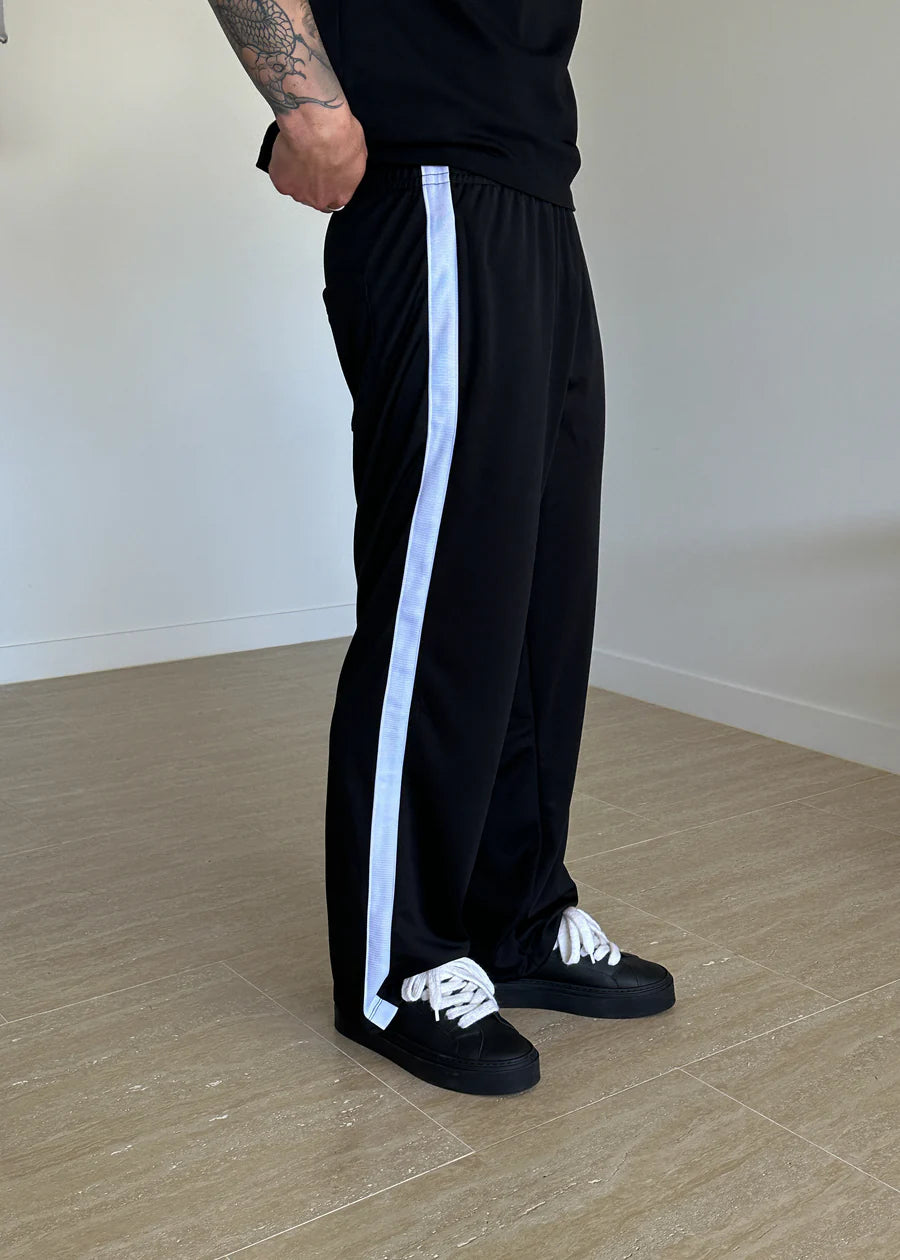 Classic Sportswear Pants Black