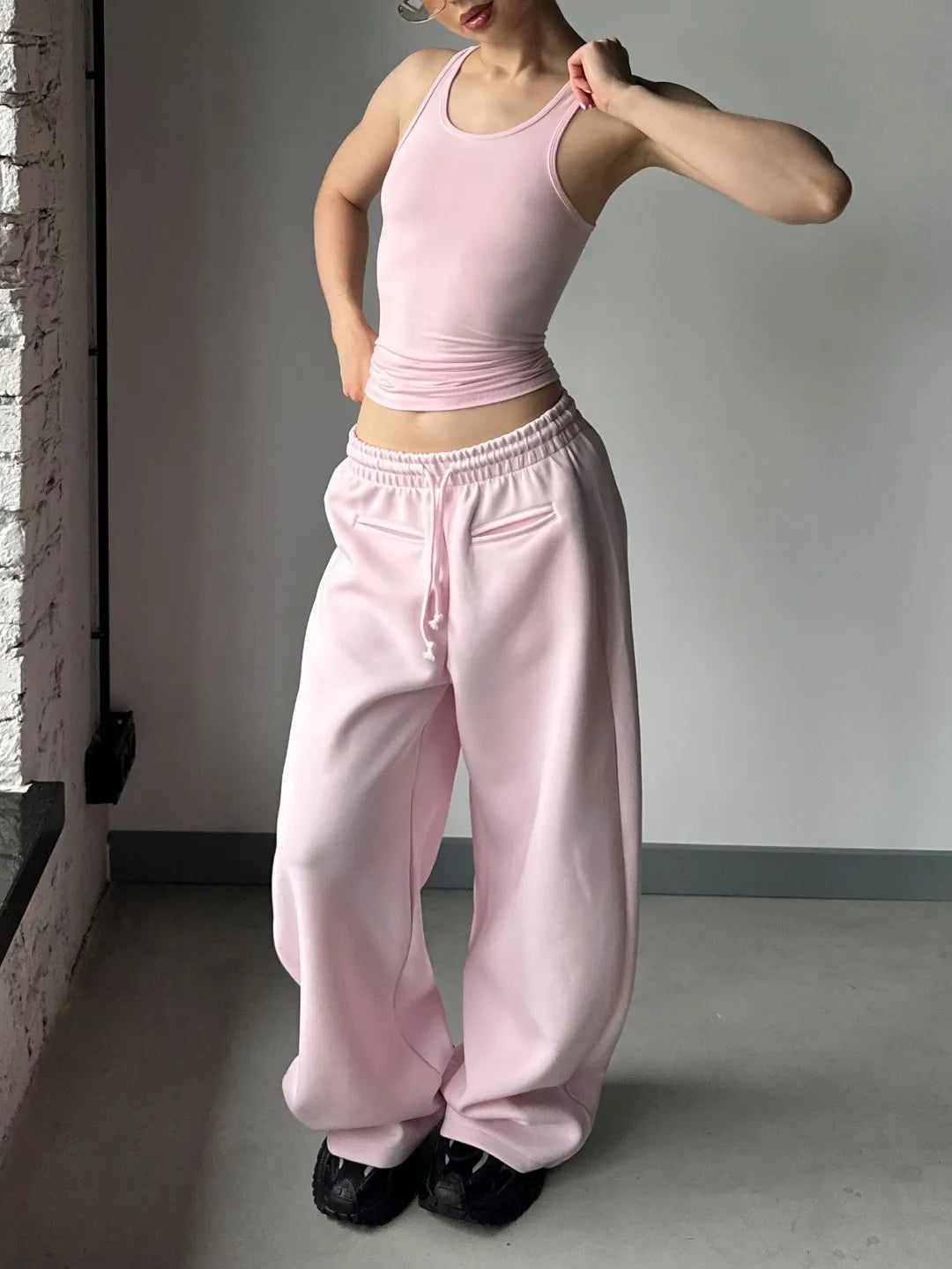 Pink Sweatpant for women with two pockets in front and adjustable wasitband