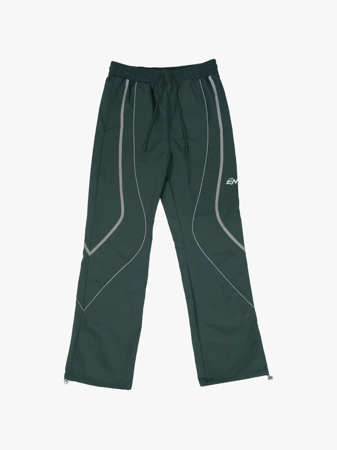 The Forest Green Pant delivers a structured yet lightweight feel, while the relaxed-fit track pants ensure fluid movement and all-day comfort. 