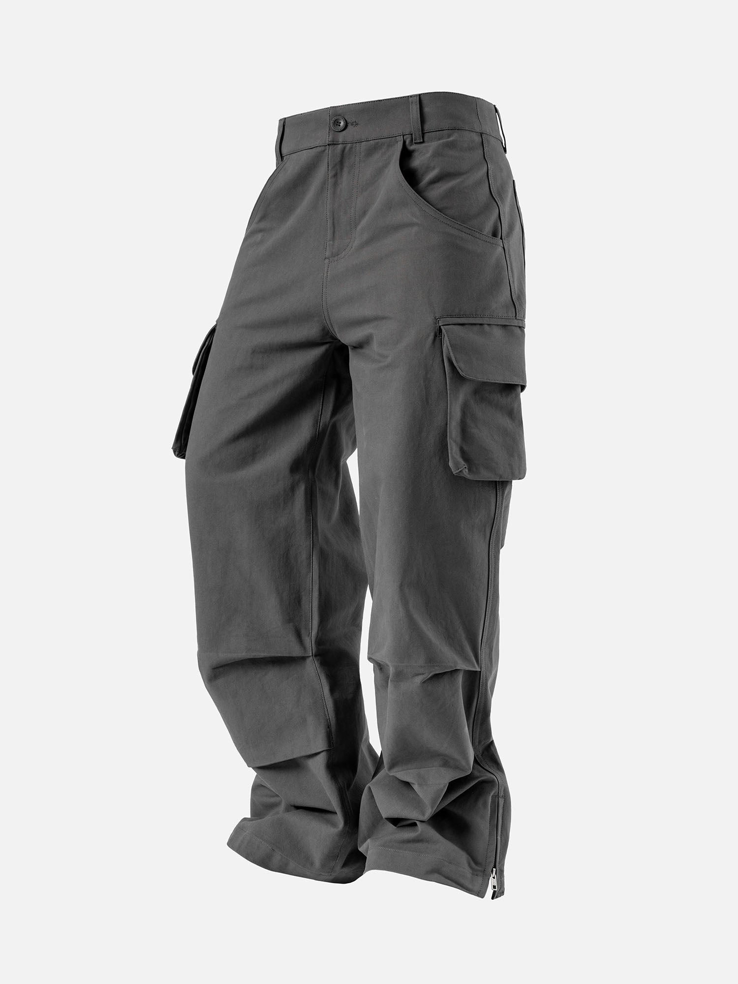 Charcoal Celestial Cargo bold streetwear energy with everyday comfort. With oversized utility pockets, a relaxed silhouette and elevated detailing, these pants are built for movement and presence.