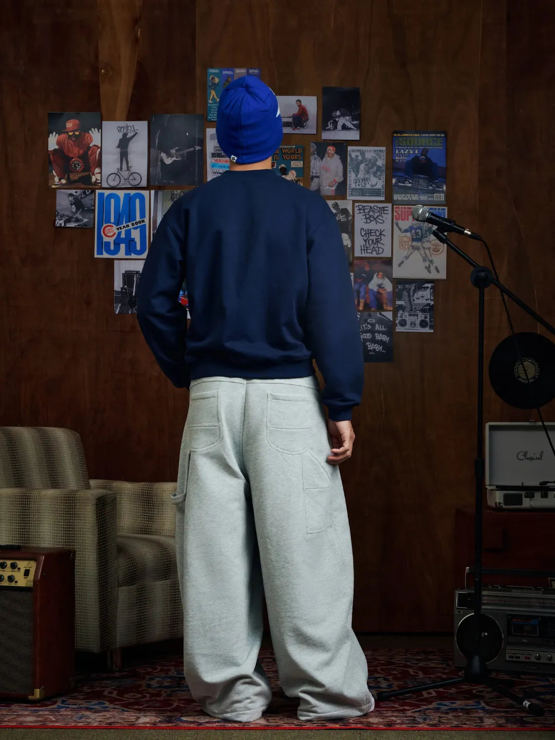 Person wearing grey sweatpants