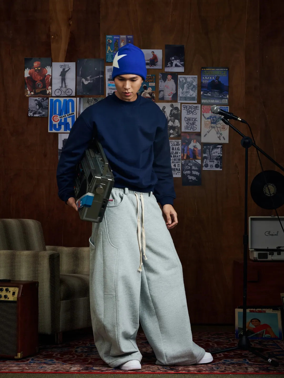 Script Carpenter Sweatpants