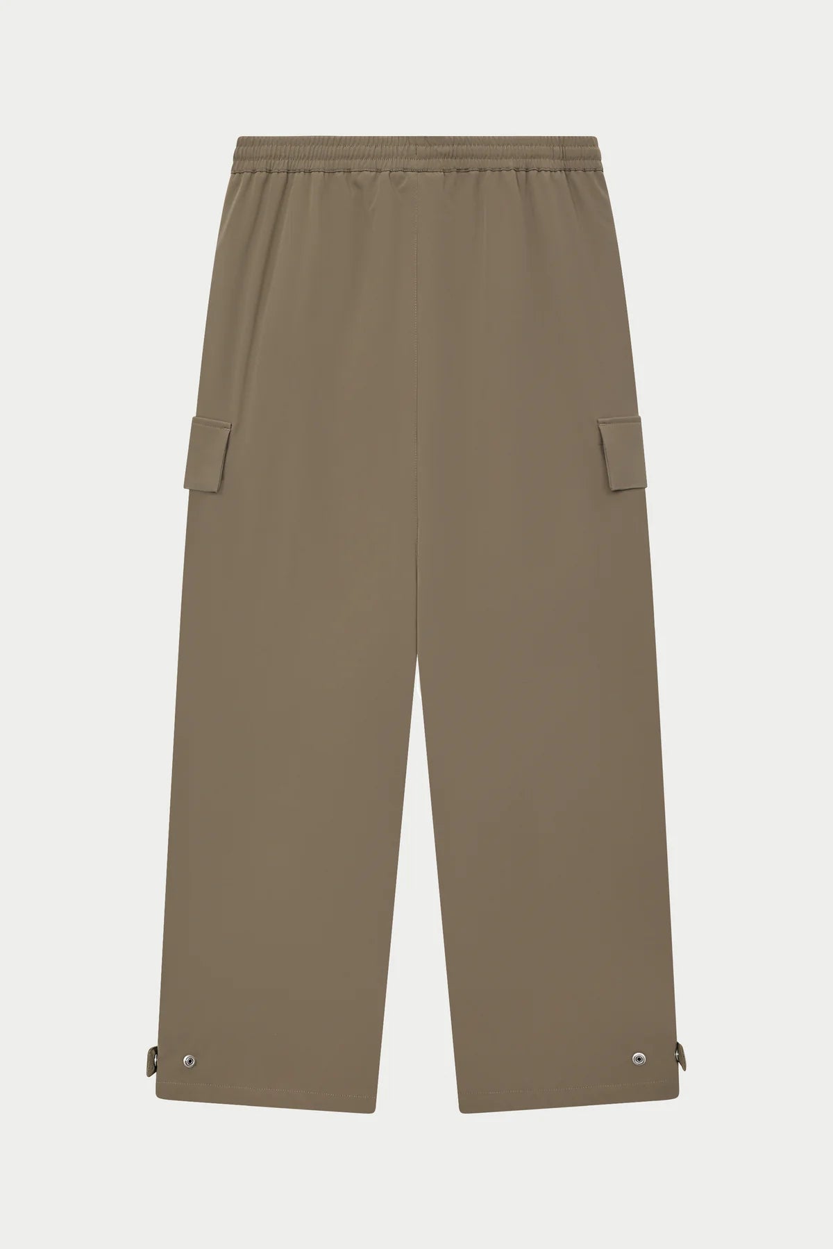 Kyoto Khaki Cargo Pant is a modern utility essential designed with a relaxed wide-leg silhouette for effortless everyday wear. Crafted with a technical, structured fabric, these cargo pants balance durability with comfort, making them ideal for contemporary streetwear and elevated casual styling.