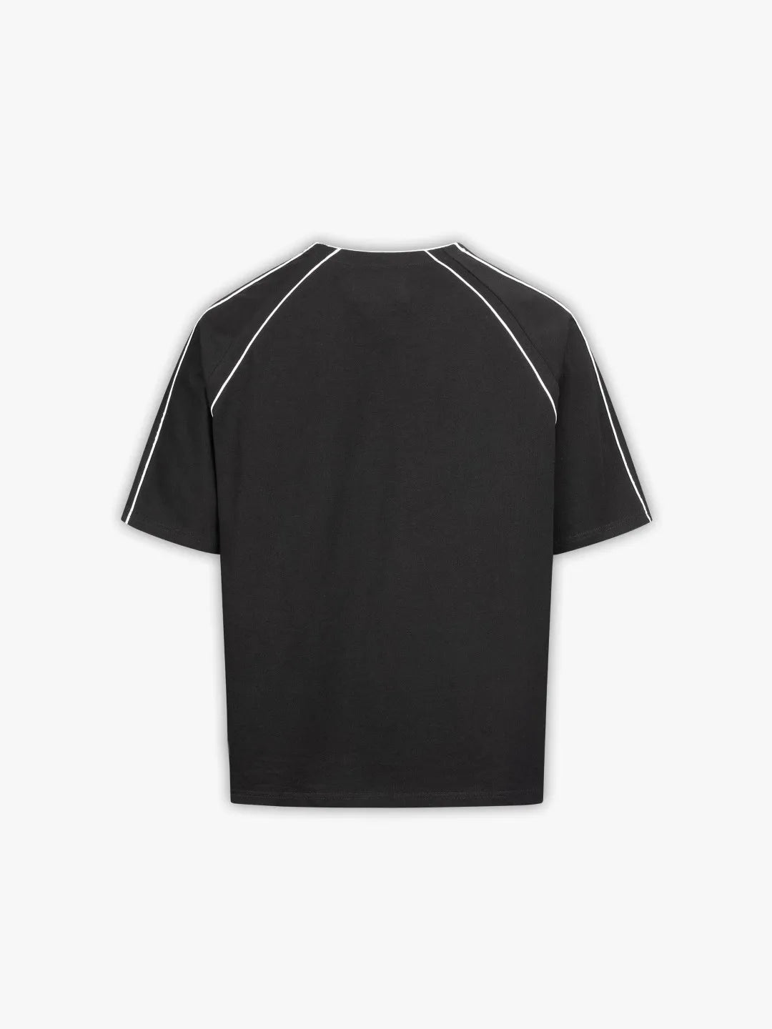 Back of Black Tshirt with durable fabric, featuring a relaxed silhouette with contrast piping details, finished with subtle Everdion branding for a clean,