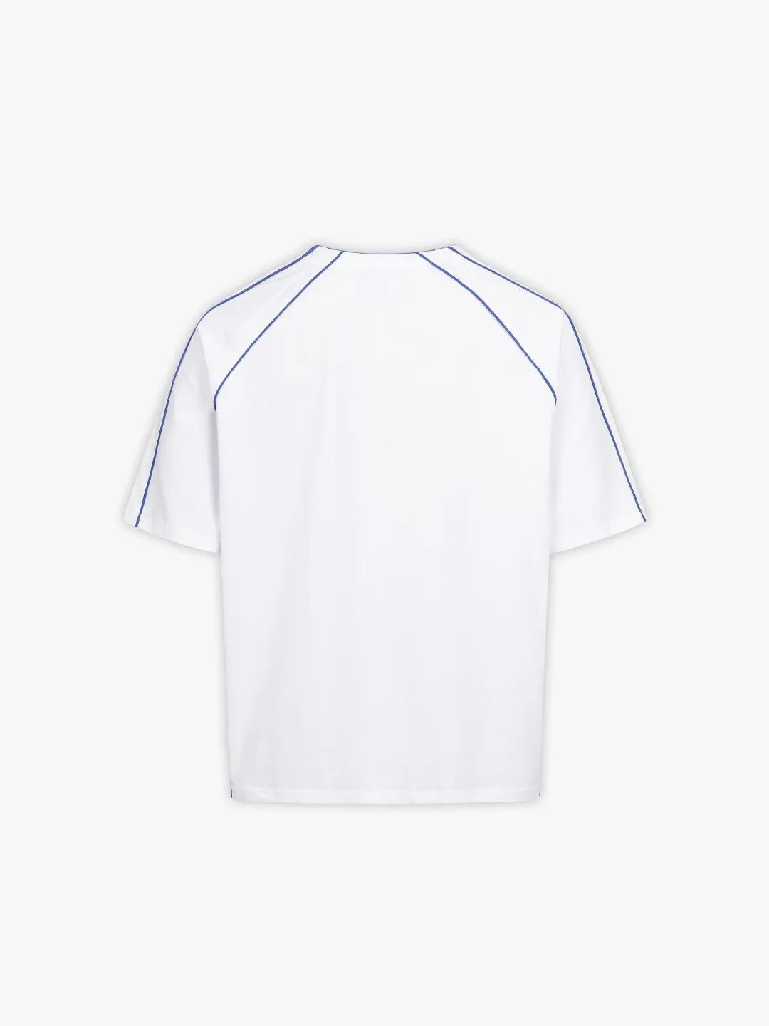 Back of White Tshirt with durable fabric, featuring a relaxed silhouette with contrast piping details, finished with subtle Everdion branding for a clean,